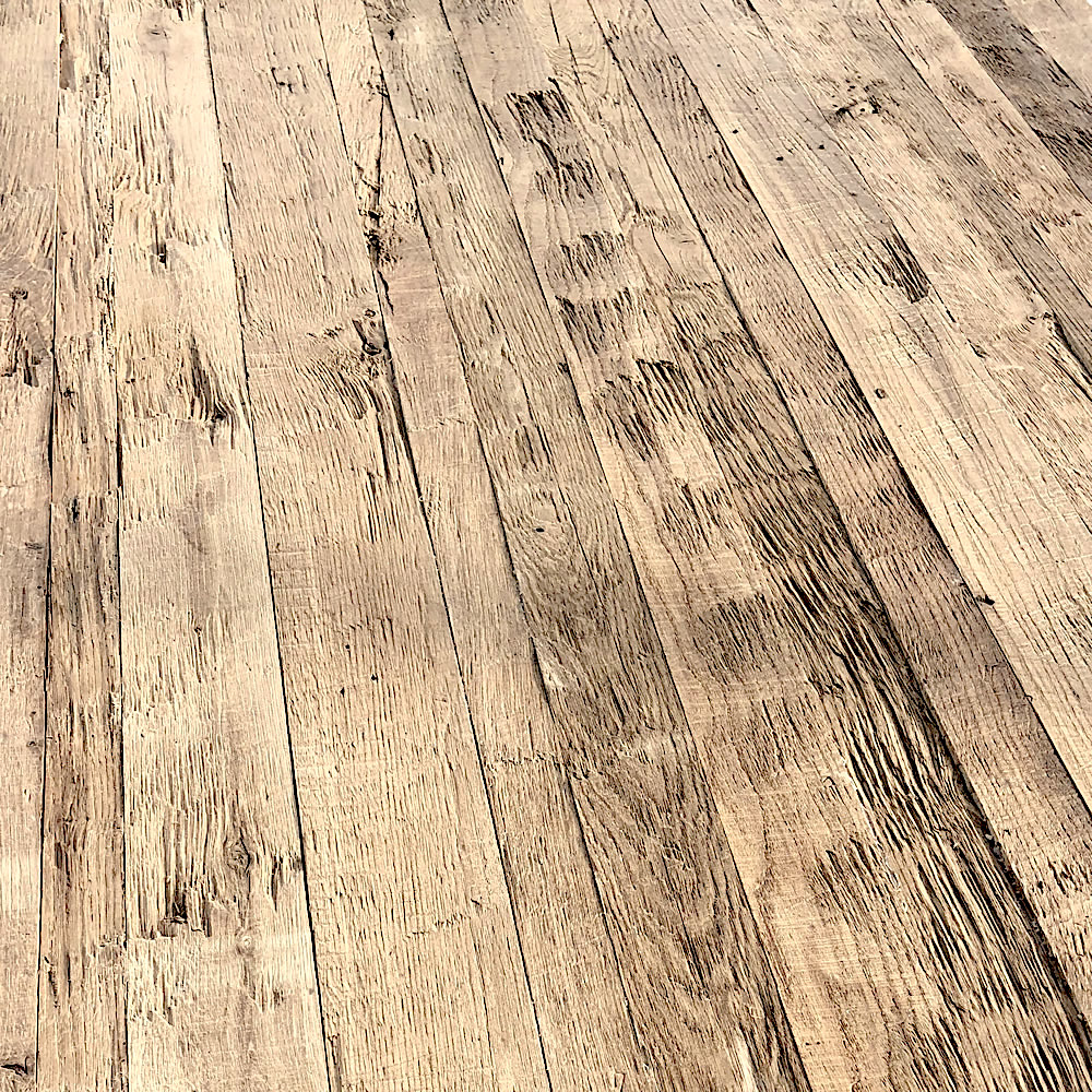  Reclaimed oak flooring 